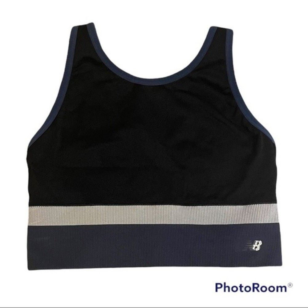 New Balance Women’s Black Sports Bra Size M